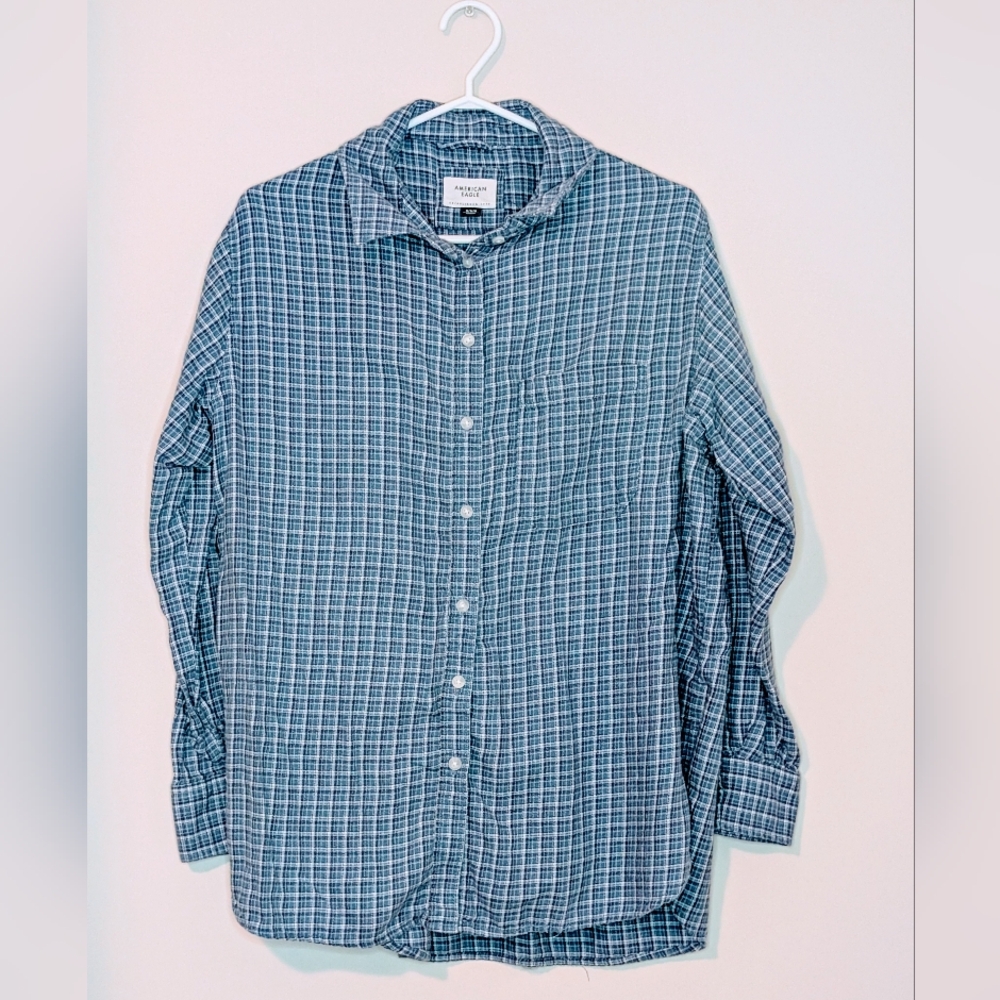American Eagle Outfitters Blue Checkered Casual Shirt, Size Medium